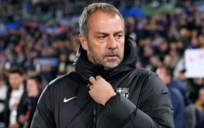 خطة هانس فيليك.. خبيرة نوم تنضم لجهاز برشلونة لرفع كفاءة اللاعبين